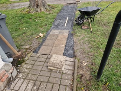 Nový chodník zlepšil přístup