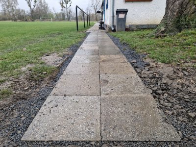 Nový chodník zlepšil přístup